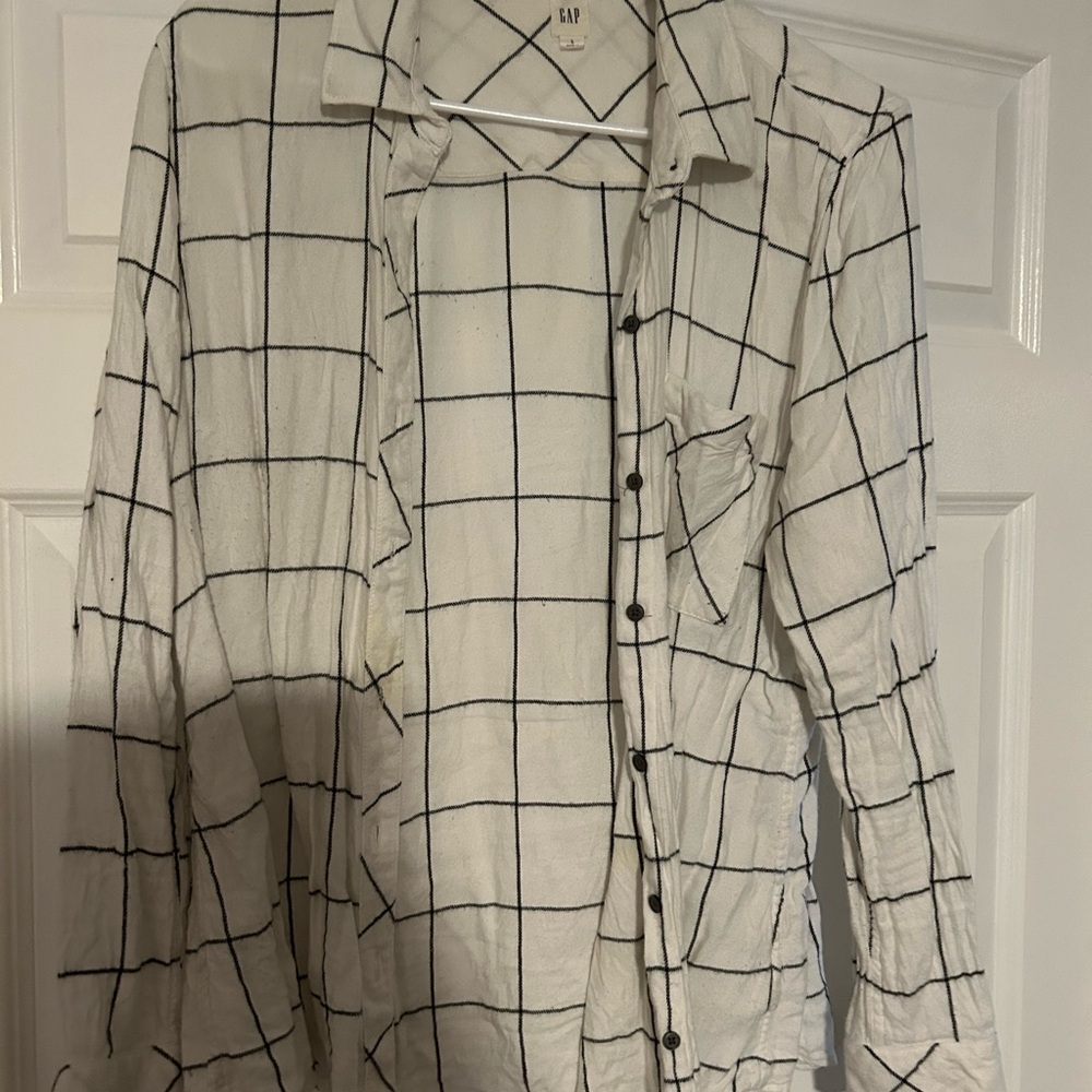 GAP Women's White Checkered Button Down Shirt